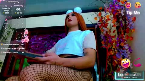 Snapshot of natasha_clifford chatting on December 19, 7:21 pm natasha_clifford online show from December 19, 7:21 pm