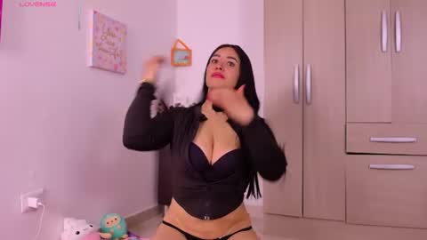 natasha_klump online show from July 26, 12:19 am
