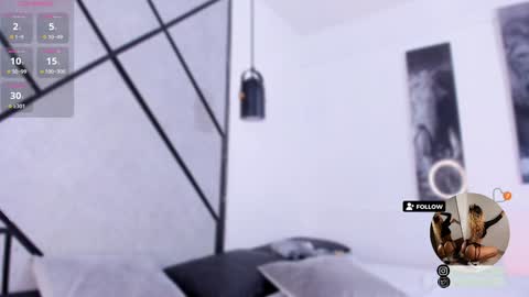 Snapshot of natasha_smith09 chatting on January 12, 10:22 pm Natasha Smith online show from January 12, 10:22 pm