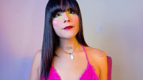 Snapshot of natasha_winz chatting on December 16, 5:12 am Natahsa online show from December 16, 5:12 am