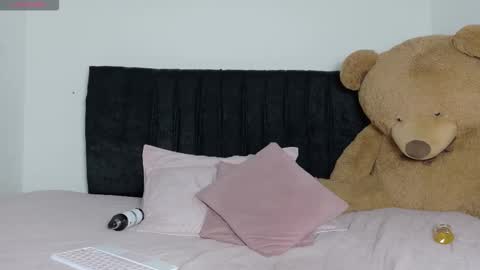 Natasha online show from February 6, 10:35 pm