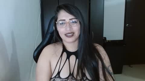 Natasha Smithe  online show from November 28, 1:30 am