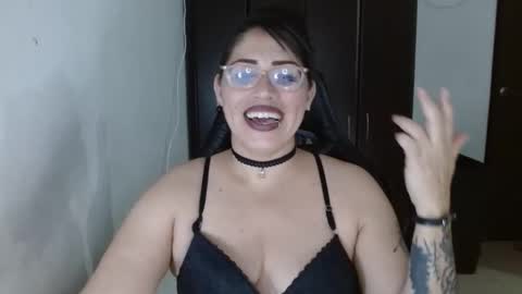 Natasha Smithe  online show from January 7, 2:25 am