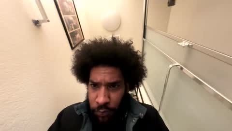 Snapshot of nate791758 chatting on January 8, 1:02 pm nate791758 online show from January 8, 1:02 pm