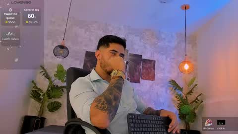 Snapshot of nate_franco chatting on May 10, 2:39 am Nate Franco online show from May 10, 2:39 am
