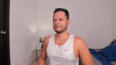 Nate Ocean online show from February 1, 2:05 am