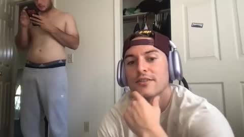 natetheexplorer online show from March 17, 11:08 pm