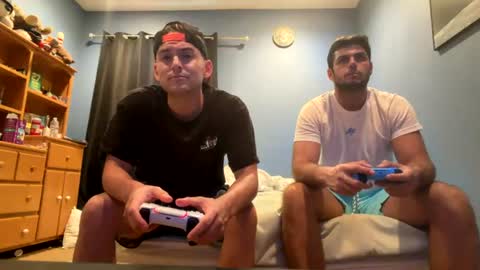 natetheexplorer online show from June 22, 9:34 pm