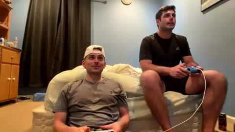 natetheexplorer online show from July 28, 11:17 am