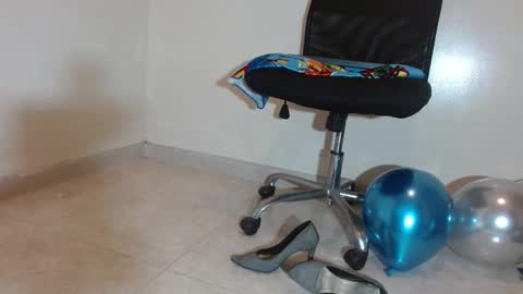 nath_dawson online show from September 22, 1:35 pm