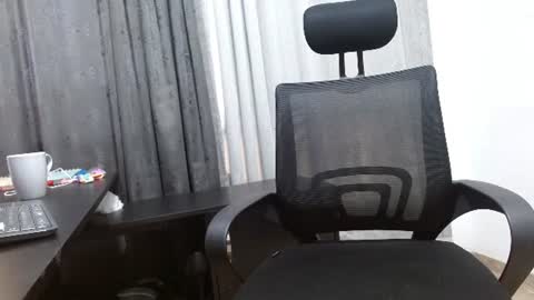 Snapshot of nath_dawson chatting on July 31, 11:20 am nath_dawson online show from July 31, 11:20 am