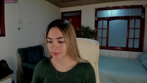 Snapshot of nathaaly_sky chatting on February 5, 10:30 am nathaly sky online show from February 5, 10:30 am