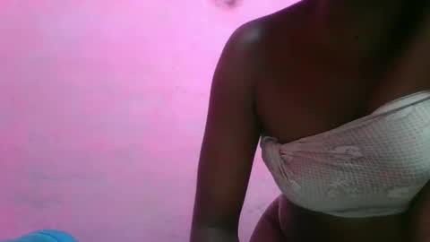 nathalia069 online show from February 23, 7:44 pm