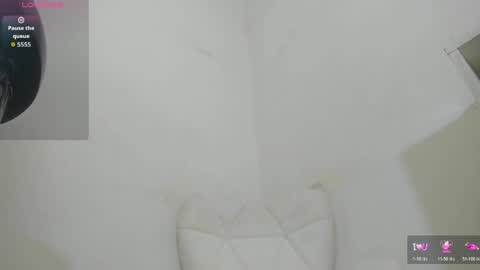 Snapshot of nathalia_isazax chatting on May 4, 1:34 am Nathalia Isaza online show from May 4, 1:34 am