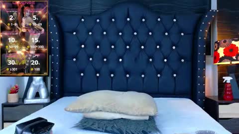 Snapshot of nathaliaz_ chatting on October 7, 12:13 pm nathaliaz online show from October 7, 12:13 pm