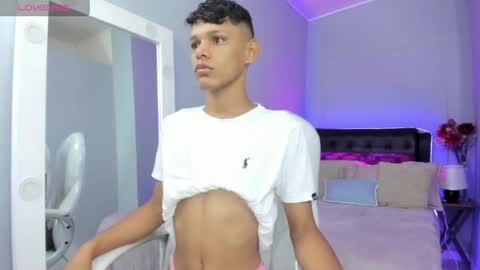 nathalie_moon_ online show from April 13, 11:48 am