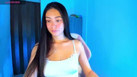 Nathalie online show from March 29, 4:29 pm