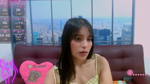 Snapshot of nathaly18_ chatting on April 6, 11:33 am nathaly online show from April 6, 11:33 am