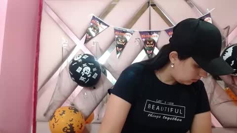 nathaly low online show from October 21, 3:07 am