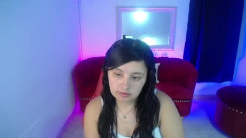 nathaly low online show from July 9, 12:31 pm