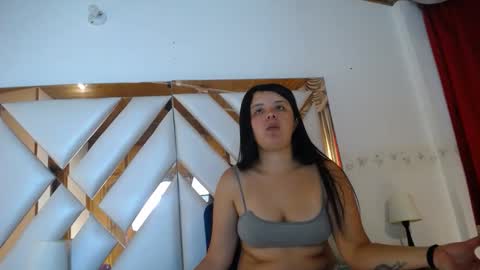 Nathaly sweet online show from April 25, 1:25 pm