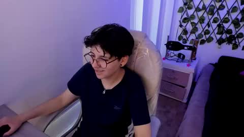 Snapshot of nathalyy_ds chatting on September 12, 8:09 pm nathalyy_ds online show from September 12, 8:09 pm