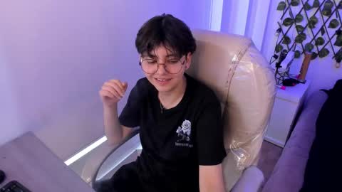 Snapshot of nathalyy_ds chatting on September 15, 8:53 pm nathalyy_ds online show from September 15, 8:53 pm