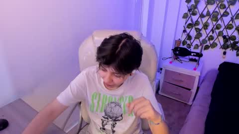 Snapshot of nathalyy_ds chatting on September 19, 7:14 pm nathalyy_ds online show from September 19, 7:14 pm