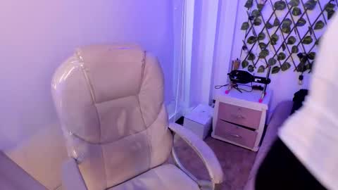 Snapshot of nathalyy_ds chatting on September 20, 7:26 pm nathalyy_ds online show from September 20, 7:26 pm