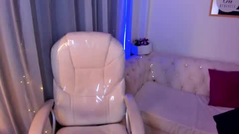 Snapshot of nathalyy_ds chatting on October 5, 7:28 am nathalyy_ds online show from October 5, 7:28 am