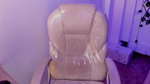 Snapshot of nathalyy_ds chatting on October 11, 9:02 pm nathalyy_ds online show from October 11, 9:02 pm