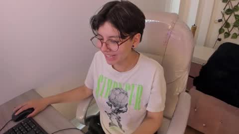 Snapshot of nathalyy_ds chatting on October 21, 8:31 pm nathalyy_ds online show from October 21, 8:31 pm