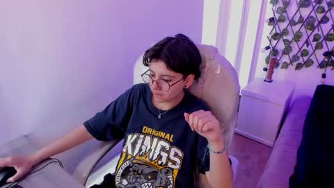 Snapshot of nathalyy_ds chatting on October 25, 8:25 pm nathalyy_ds online show from October 25, 8:25 pm