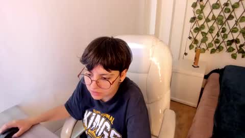 Snapshot of nathalyy_ds chatting on November 12, 7:46 pm nathalyy_ds online show from November 12, 7:46 pm