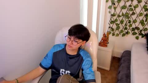 Snapshot of nathalyy_ds chatting on December 2, 8:04 pm nathalyy_ds online show from December 2, 8:04 pm