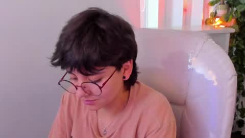 nathalyy_ds online show from May 1, 5:39 pm