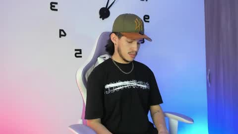 Snapshot of nathan__ferrara chatting on April 8, 11:54 am online show from April 8, 11:54 am