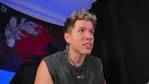 Snapshot of nathan_blake_ chatting on June 1, 5:47 pm Nathan online show from June 1, 5:47 pm