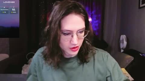 Snapshot of nathan_lucas chatting on May 3, 10:49 pm This name is so sexy you cant pronounce it. online show from May 3, 10:49 pm