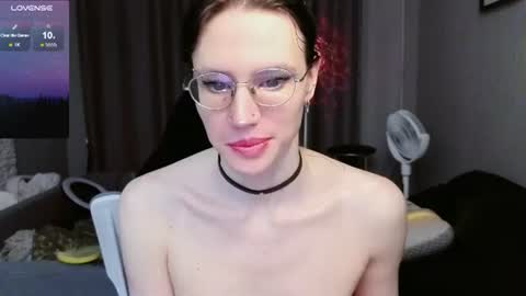 Snapshot of nathan_lucas chatting on July 2, 12:21 am This name is so sexy you cant pronounce it. online show from July 2, 12:21 am