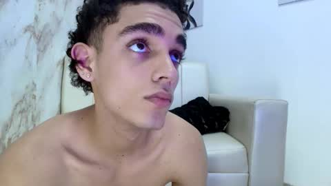 nathan_shimmer online show from November 14, 1:43 pm