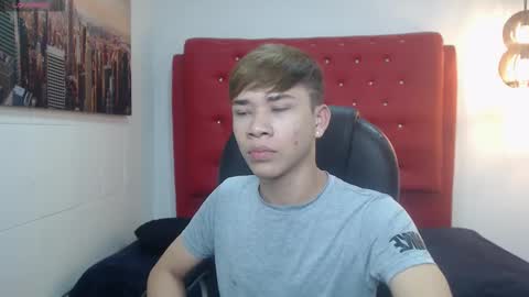 nathanclay online show from November 13, 4:22 am