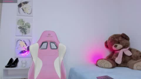 nathy_rosales online show from November 21, 6:12 am