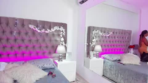 Snapshot of nathysmiith chatting on October 16, 12:06 pm nathysmiith online show from October 16, 12:06 pm