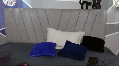 Snapshot of natihoran chatting on February 8, 10:57 pm natihoran online show from February 8, 10:57 pm