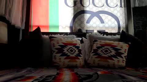 Snapshot of nativeboi22 chatting on February 9, 9:28 pm Haven online show from February 9, 9:28 pm