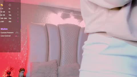 Snapshot of natt_collins chatting on May 23, 2:17 am Natalia online show from May 23, 2:17 am