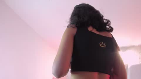 Snapshot of natt_collins chatting on June 21, 1:41 am Natalia online show from June 21, 1:41 am