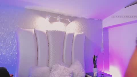 Snapshot of natt_collins chatting on July 18, 2:05 am Natalia online show from July 18, 2:05 am
