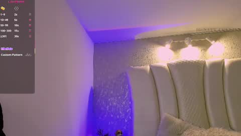 Snapshot of natt_collins chatting on August 5, 3:42 am Natalia online show from August 5, 3:42 am